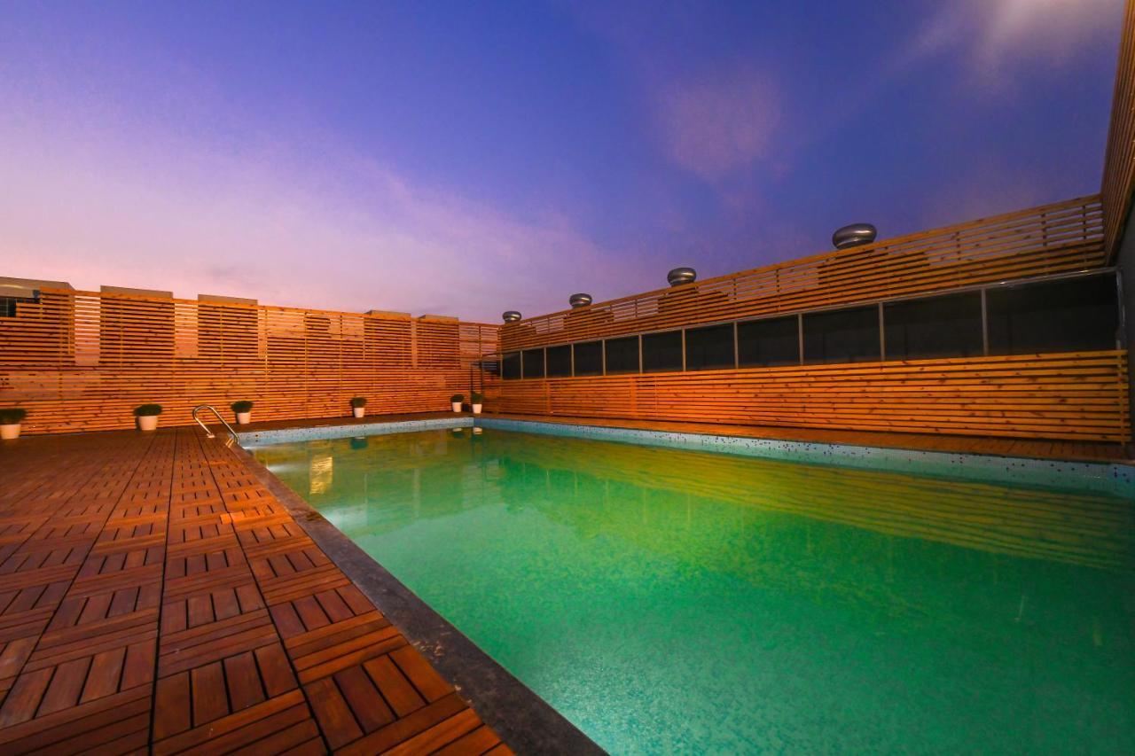 The Imperial Grand Ξενοδοχείο Ujjain Εξωτερικό φωτογραφία